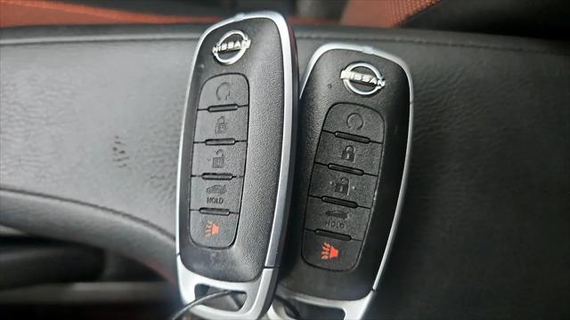 2024 Nissan Versa 1.6 SR