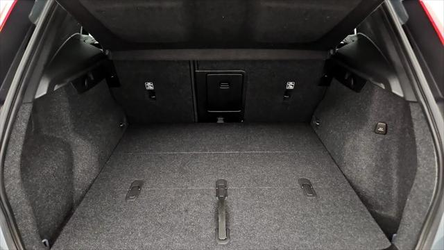 2022 Volvo XC40 T5 Inscription
