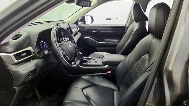 2021 Toyota Highlander Hybrid XLE