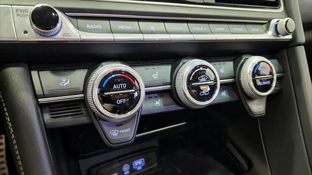 2021 Genesis G70 2.0T RWD Manual