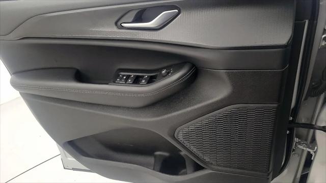 2024 Jeep Grand Cherokee L Laredo X 4x2