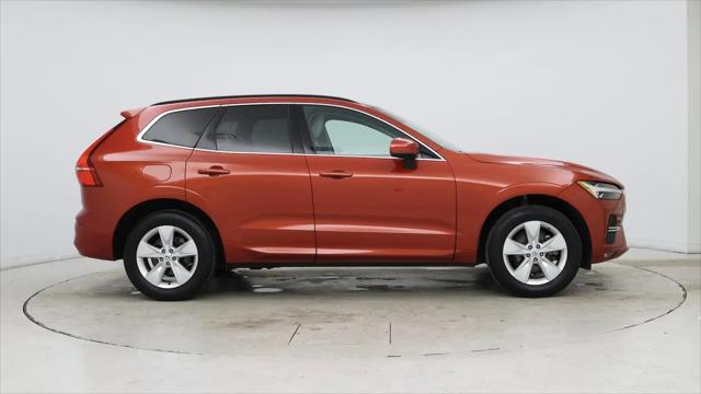 2022 Volvo XC60 B5 Momentum