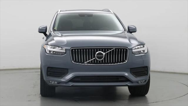 2021 Volvo XC90 T6 Momentum 7 Passenger