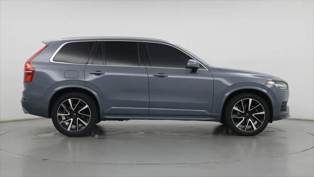 2021 Volvo XC90 T6 Momentum 7 Passenger