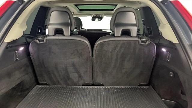 2021 Volvo XC90 T6 Momentum 7 Passenger