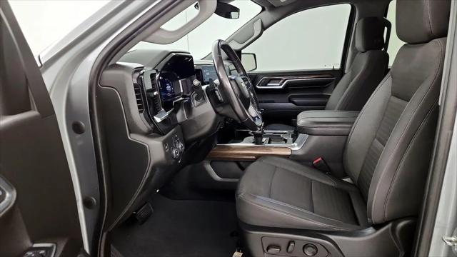 2023 Chevrolet Silverado 1500 2WD Crew Cab Short Bed LT