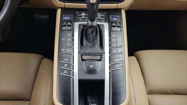 2020 Porsche Macan S