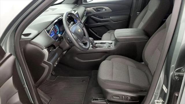2023 Chevrolet Traverse FWD LT Cloth