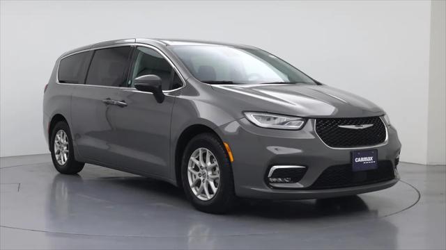 2023 Chrysler Pacifica Touring L for sale in Murfreesboro, TN