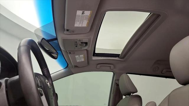 2017 Toyota Sienna XLE 8 Passenger