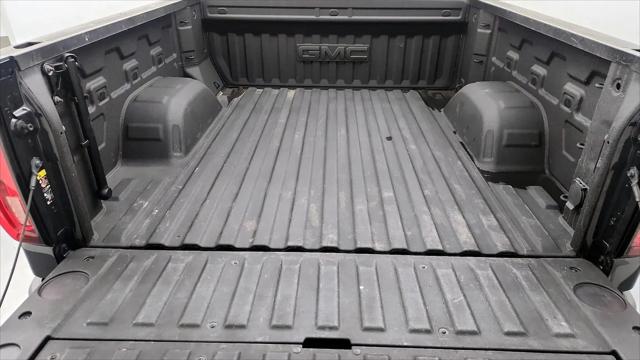 2022 GMC Sierra 1500 4WD Crew Cab Short Box SLT