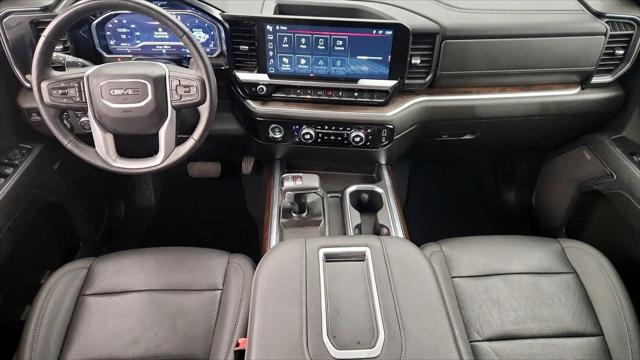 2022 GMC Sierra 1500 4WD Crew Cab Short Box SLT