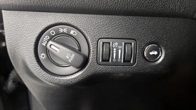 2016 Dodge Challenger R/T Plus