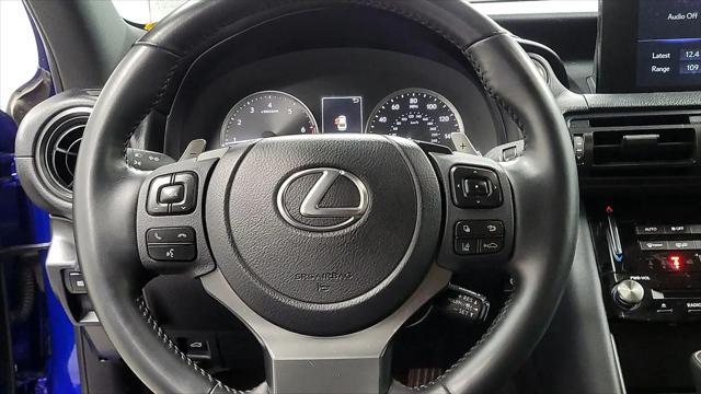 2025 Lexus IS 300 F SPORT Design