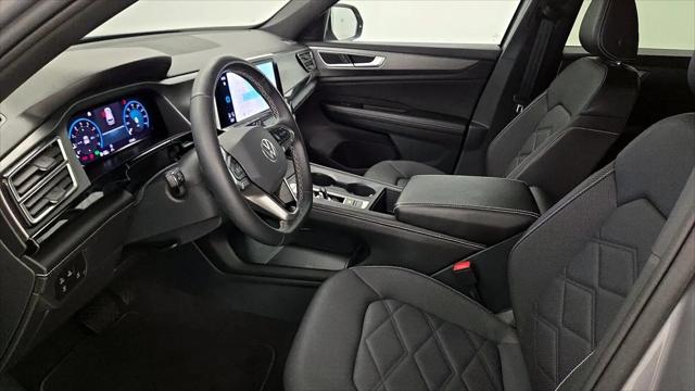 2024 Volkswagen Atlas Cross Sport 2.0T SE