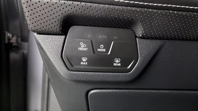 2024 Volkswagen Atlas Cross Sport 2.0T SE