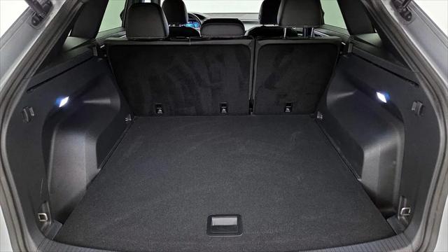 2024 Volkswagen Atlas Cross Sport 2.0T SE