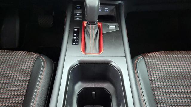2025 Nissan Kicks SR FWD