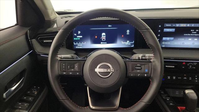 2025 Nissan Kicks SR FWD