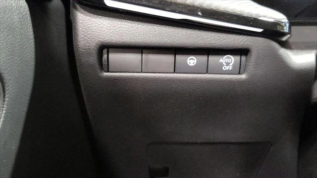 2025 Nissan Kicks SR FWD