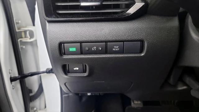 2022 Nissan Sentra SV Xtronic CVT