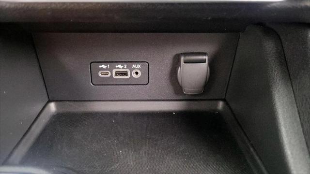 2022 Nissan Sentra SV Xtronic CVT