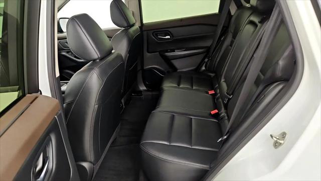 2023 Nissan Rogue SL FWD