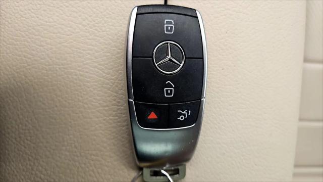 2022 Mercedes-Benz GLC SUV