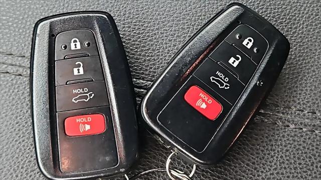 2019 Toyota RAV4 Hybrid XSE