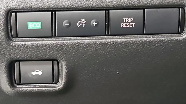 2024 Nissan Sentra SR Xtronic CVT