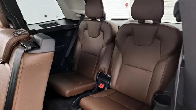 2019 Volvo XC90 T6 Momentum