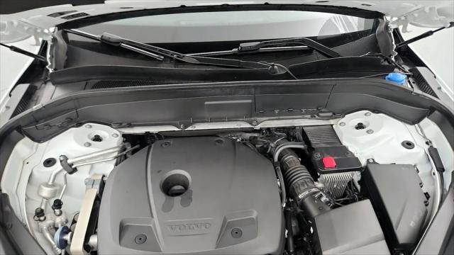 2019 Volvo XC90 T6 Momentum