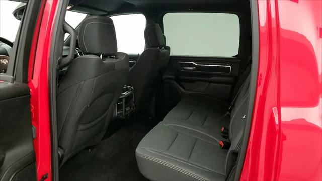 2024 Ram 1500 Big Horn Crew Cab 4x4 5'7" Box