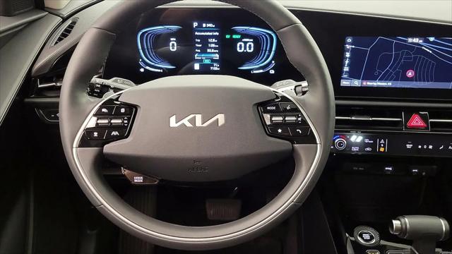 2025 Kia Niro SX
