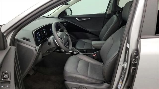 2025 Kia Niro SX