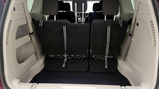 2023 Chrysler Voyager LX