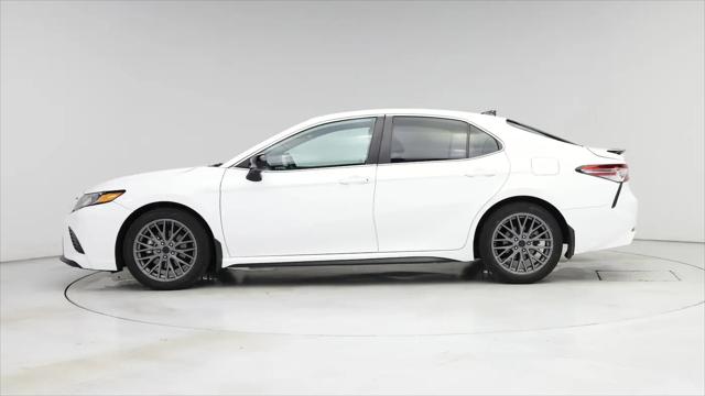 2020 Toyota Camry SE
