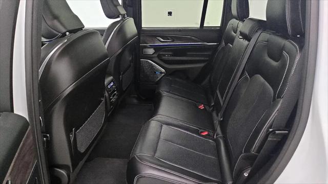 2022 Jeep Grand Cherokee Overland 4x4