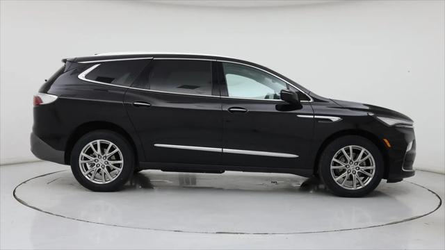 2023 Buick Enclave Essence AWD