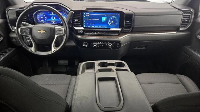 2023 Chevrolet Silverado 1500 4WD Crew Cab Short Bed LT with 2FL