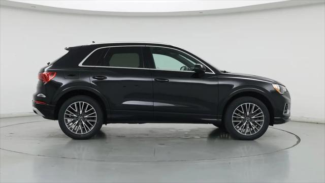 2022 Audi Q3 Premium 40 TFSI quattro Tiptronic