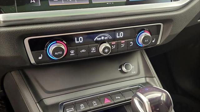 2022 Audi Q3 Premium Plus 45 TFSI S line quattro Tiptronic