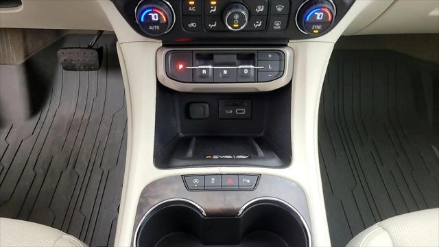 2022 GMC Acadia AWD Denali