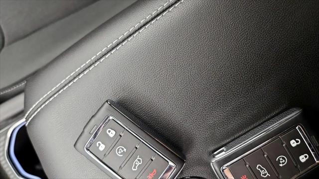 2025 Jeep Grand Cherokee Laredo X 4x4