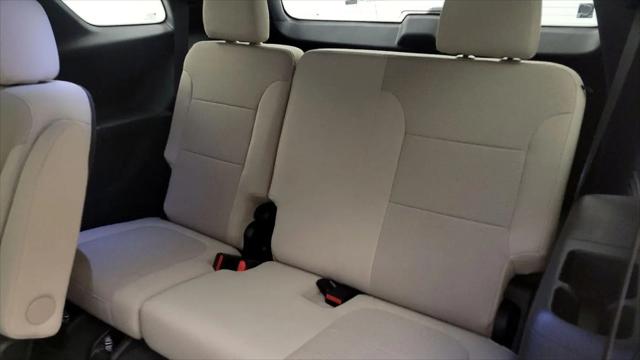 2022 Chevrolet Traverse FWD LT Cloth