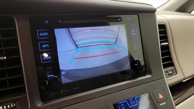 2017 Toyota Sienna XLE 8 Passenger
