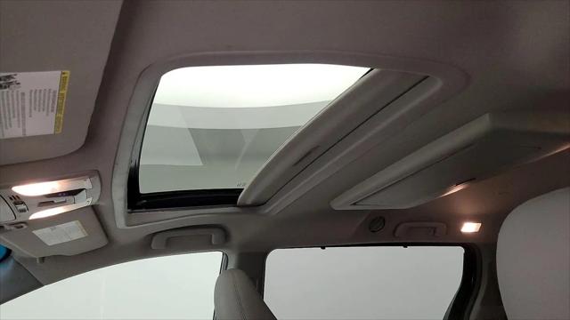 2017 Toyota Sienna XLE 8 Passenger