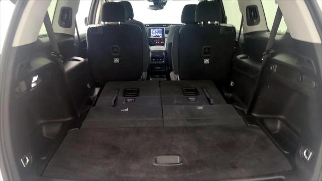 2023 Jeep Grand Cherokee L Laredo 4x4
