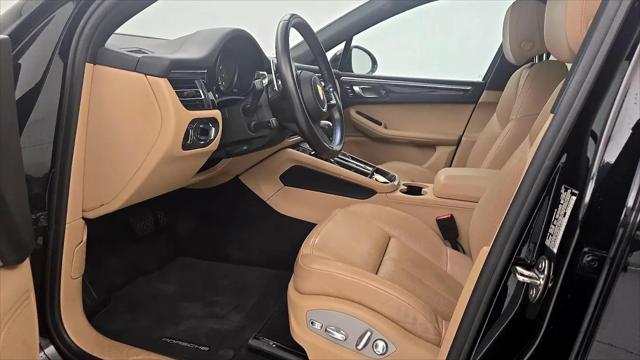 2023 Porsche Macan T