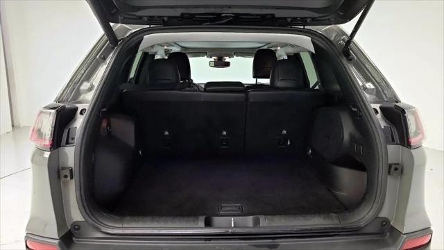 2019 Jeep Cherokee Limited FWD